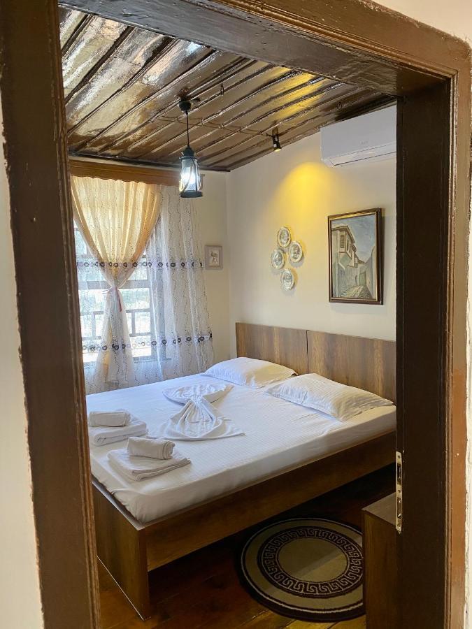 Restaurant & Guest House Semani Берат Экстерьер фото
